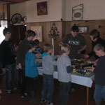 Kindergruppe beim Essen